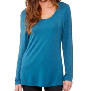 JW Style Women’s Scoop Neck Long Sleeves Tee